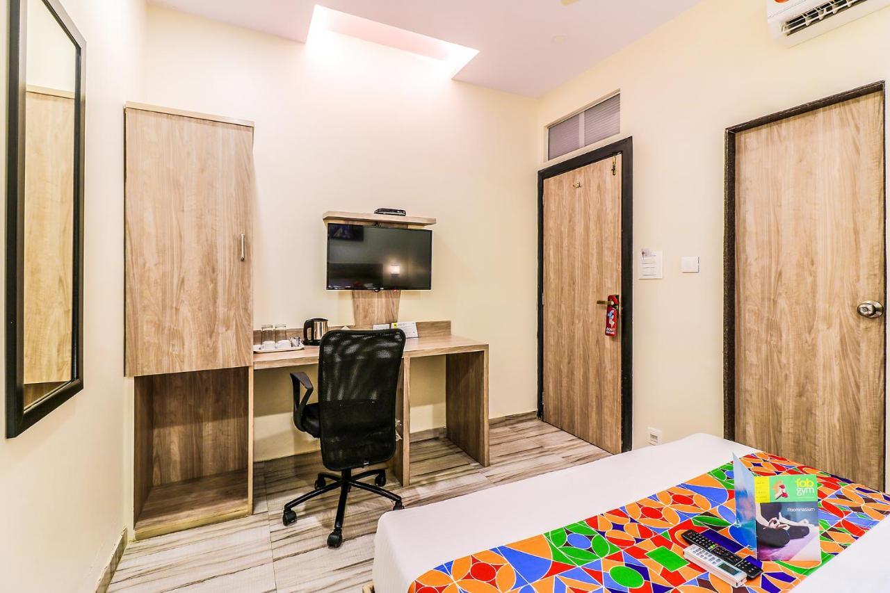 Fabhotel Aksa International - Nr Mumbai International Airport Exterior foto