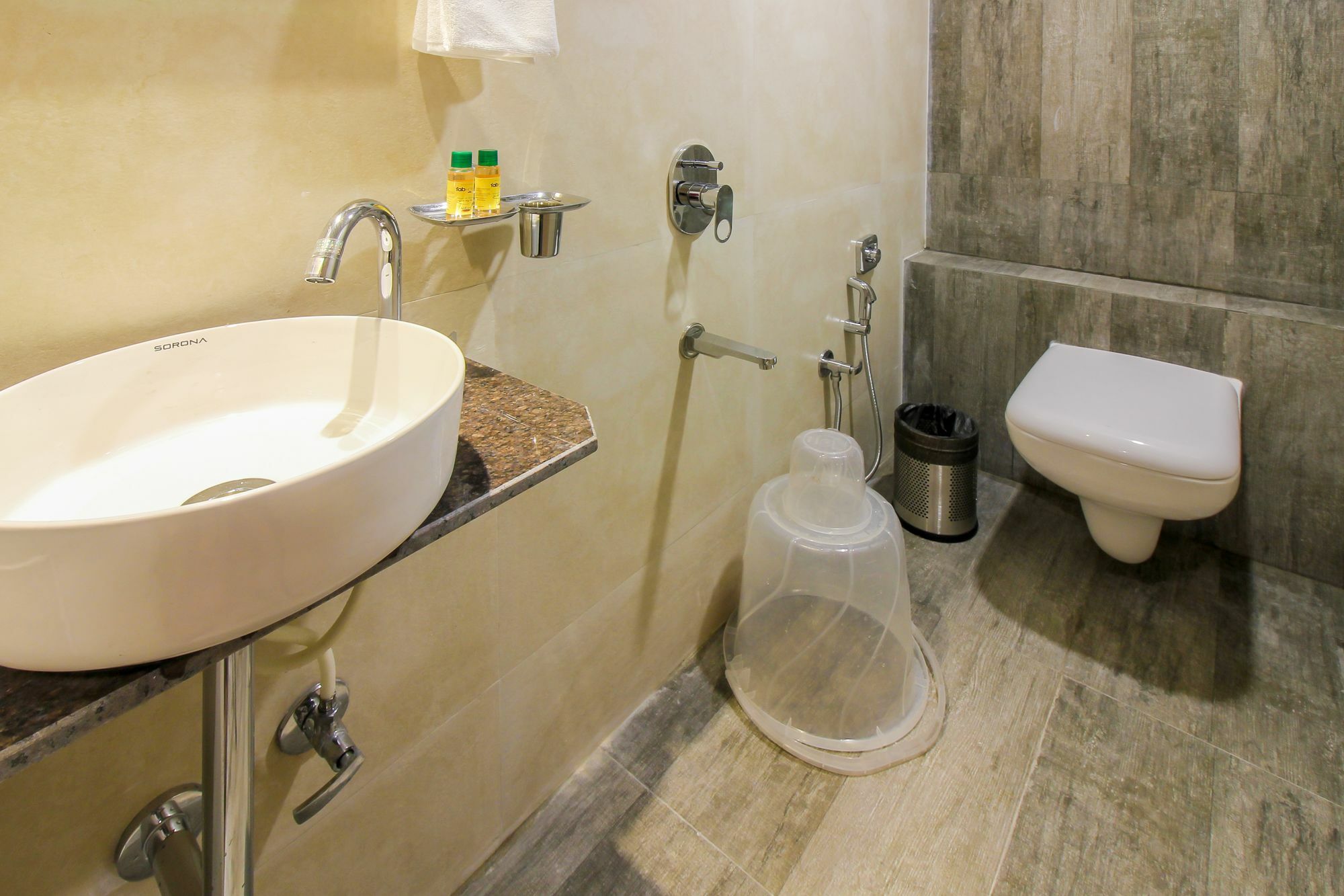 Fabhotel Aksa International - Nr Mumbai International Airport Exterior foto